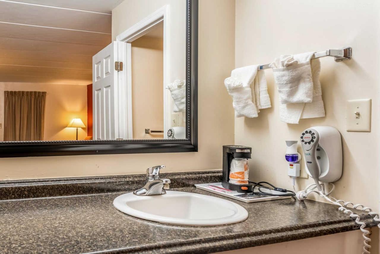 Econo Lodge Franklin Extérieur photo
