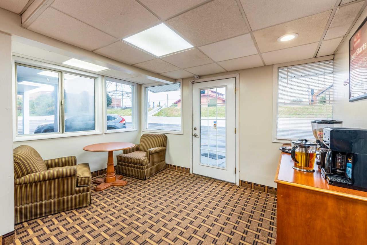 Econo Lodge Franklin Extérieur photo