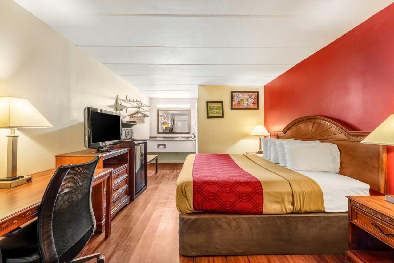 Econo Lodge Franklin Extérieur photo