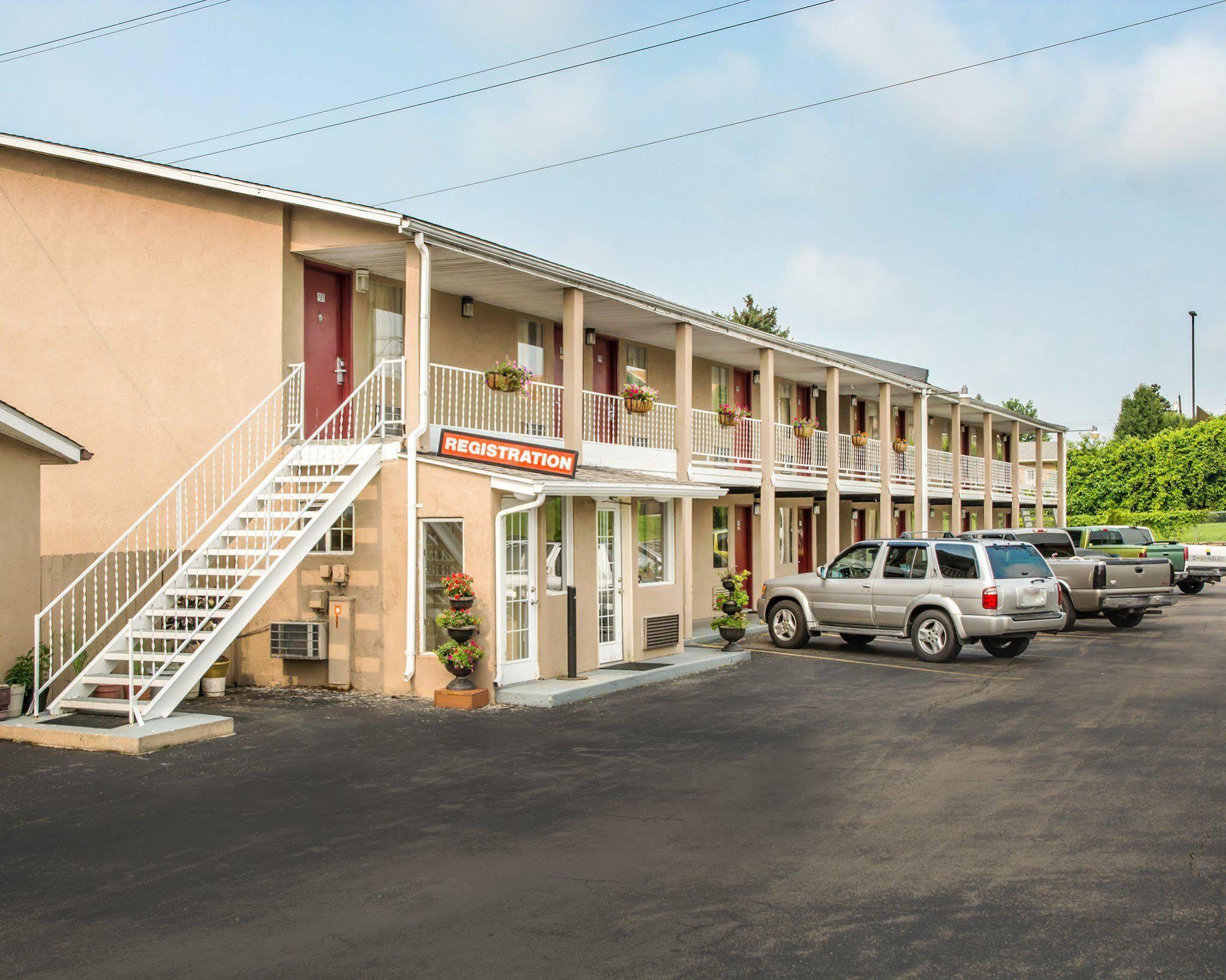 Econo Lodge Franklin Extérieur photo